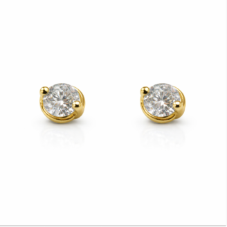 18 KT Gold Diamond Daily Wear Stud Earrings