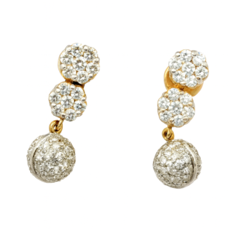 18 KT Gold Certified Natural Diamond Stud Earrings