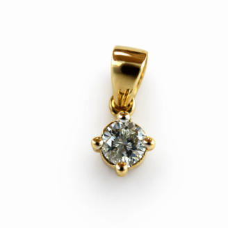 18 KT Gold Single Diamond Pendant