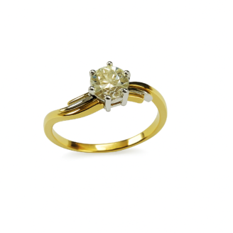 18 KT Gold Diamond Modern Solitaire Ring