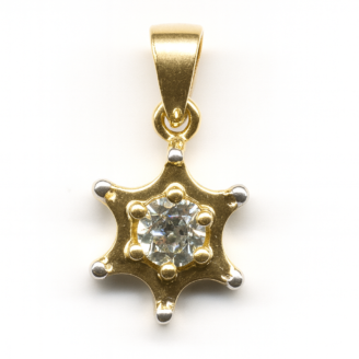 18 KT Gold Diamond Pendant Chain