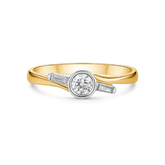 18 KT Yellow Gold Diamond Ring
