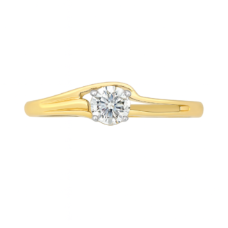 18 KT Yellow Gold Solitaire Diamond Ring