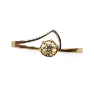 18 KT Yellow Gold Diamond Modern Curve Solitaire Ring