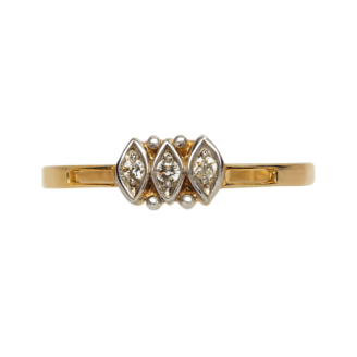 18 KT Yellow Gold Diamond Ring