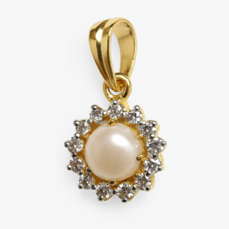 18 KT Gold Natural Pearl Diamond Pendant for Women