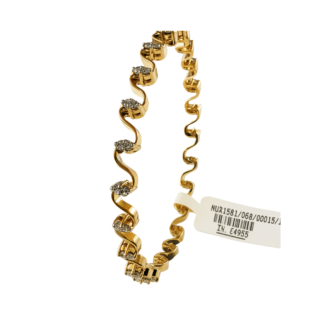 18 KT Gold Diamond Royal Wave Bangle