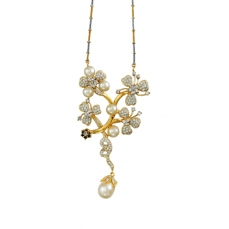 18 KT Gold Blossom Diamond Pearl Necklace