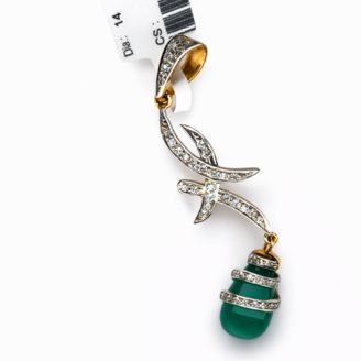 18 KT Gold Diamond Emerald Drop Pendant